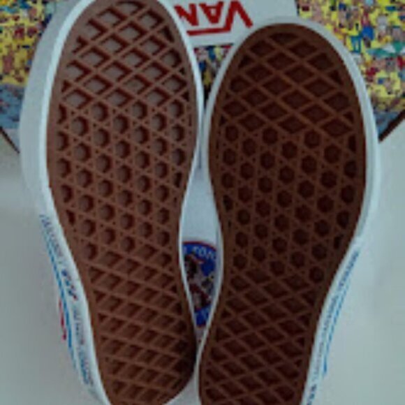 New Vans Old Skool Where's Waldo Red White Stripe Low Top Skate Sneaker Size 12K - Picture 13 of 13